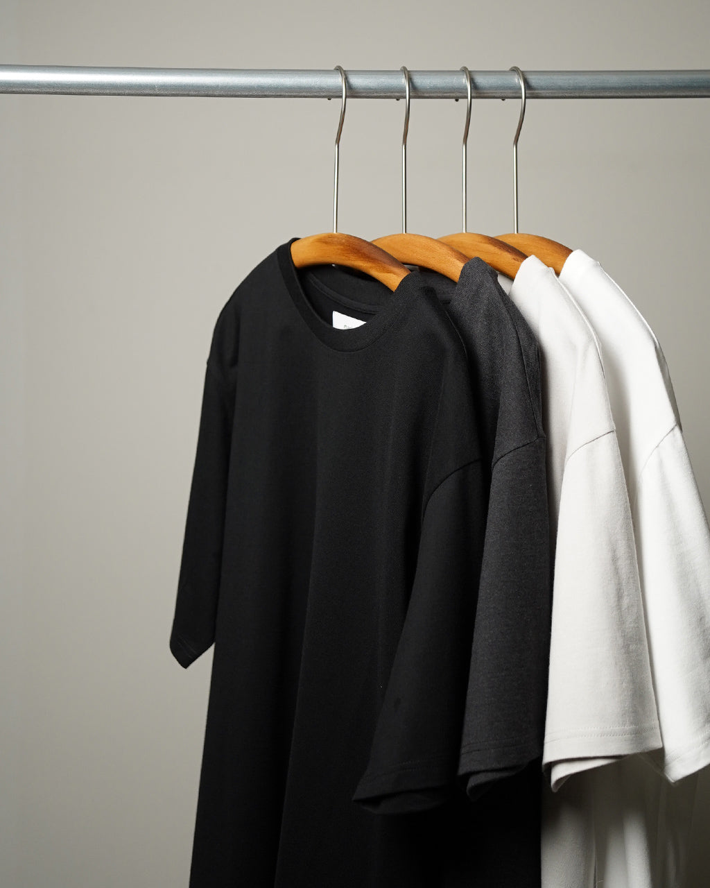 CREW NECK TEE M26A13CS01B