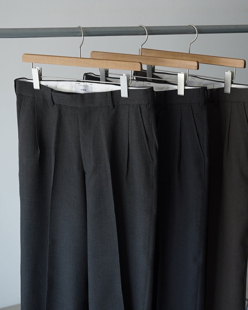 Single Pleat Wide Trousers M26C10PT02C