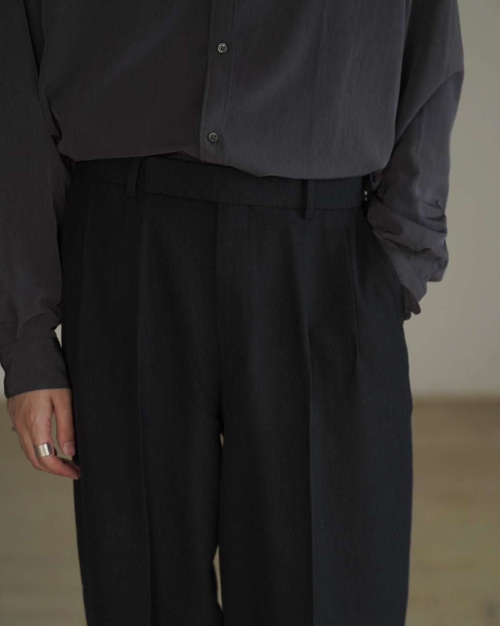 Single Pleat Wide Trousers M26C10PT02C