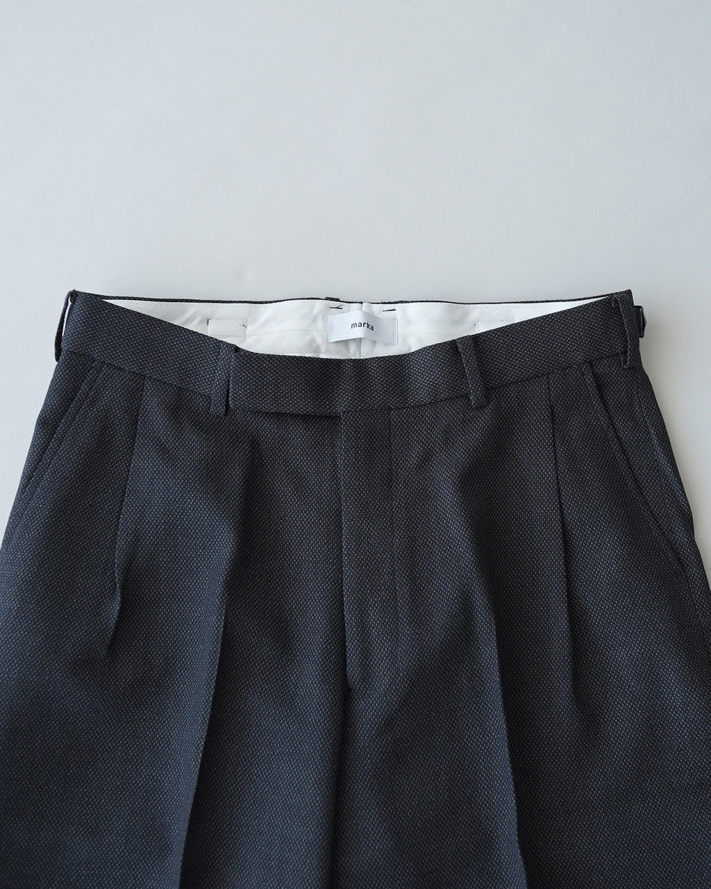 Single Pleat Wide Trousers M26C10PT02C