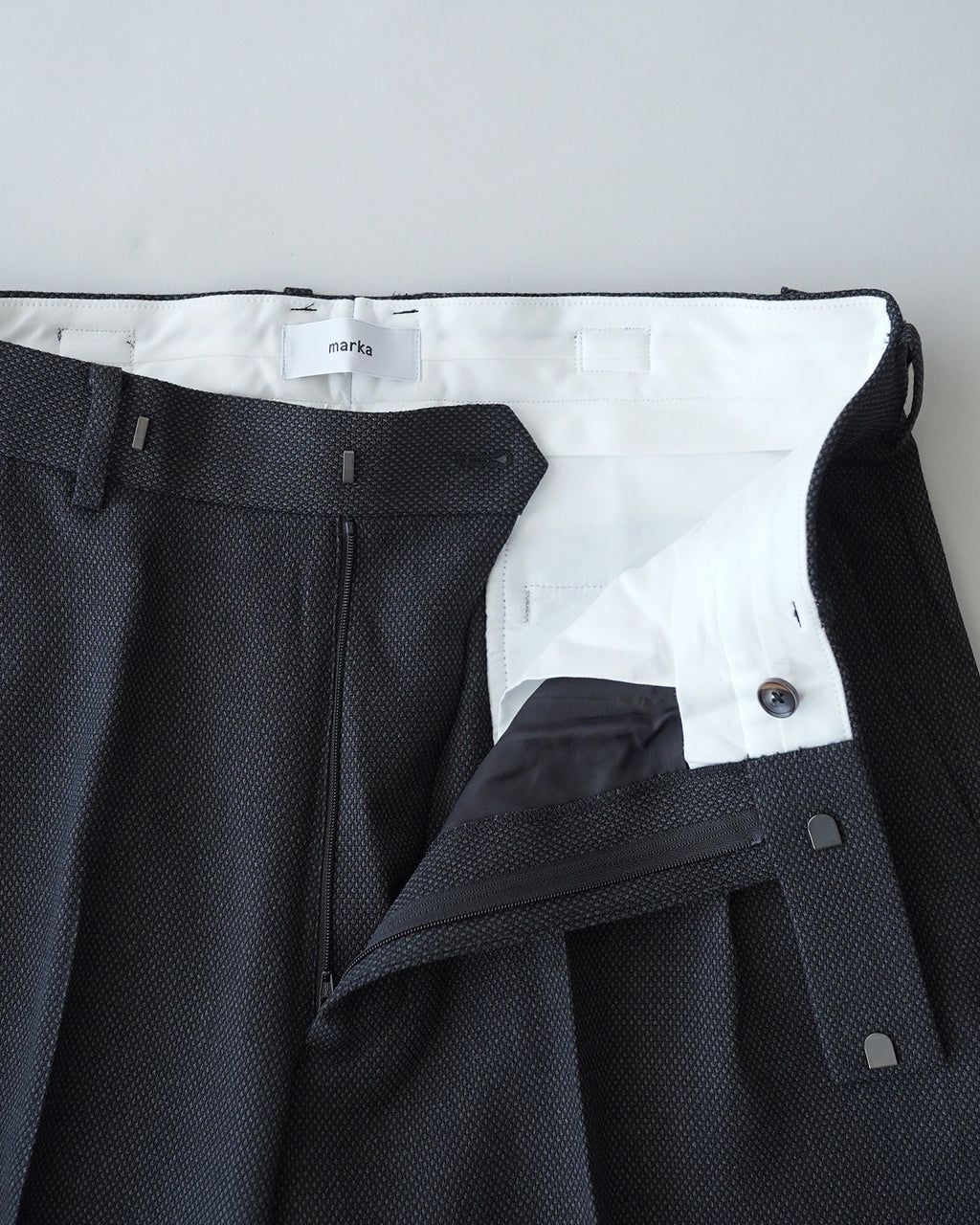Single Pleat Wide Trousers M26C10PT02C