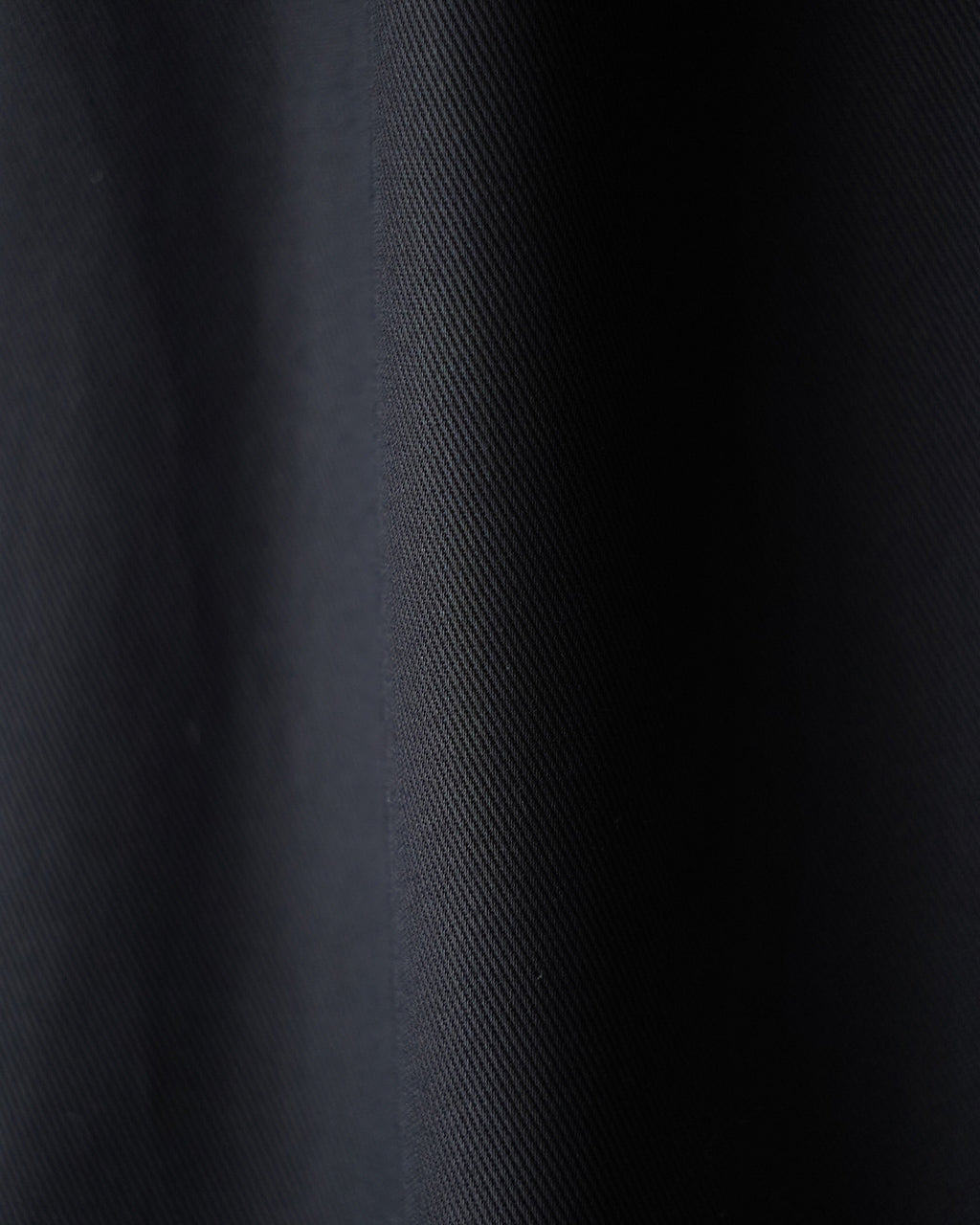 markaware DOUBLE PLEATED EASY TROUSERS A26A93PT02C イージーパンツ ブラック ネイビー｜Crouka(クローカ)