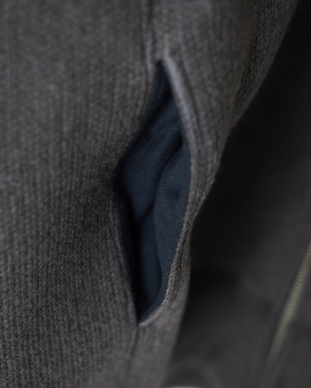 WOOL SWEAT ZIP HOODIE 2502-094