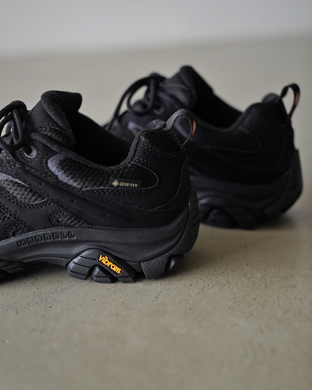 MERRELL メレル モアブ 3 シンセティック ゴアテックス ハイキングシューズ スニーカー | Crouka(クローカ)