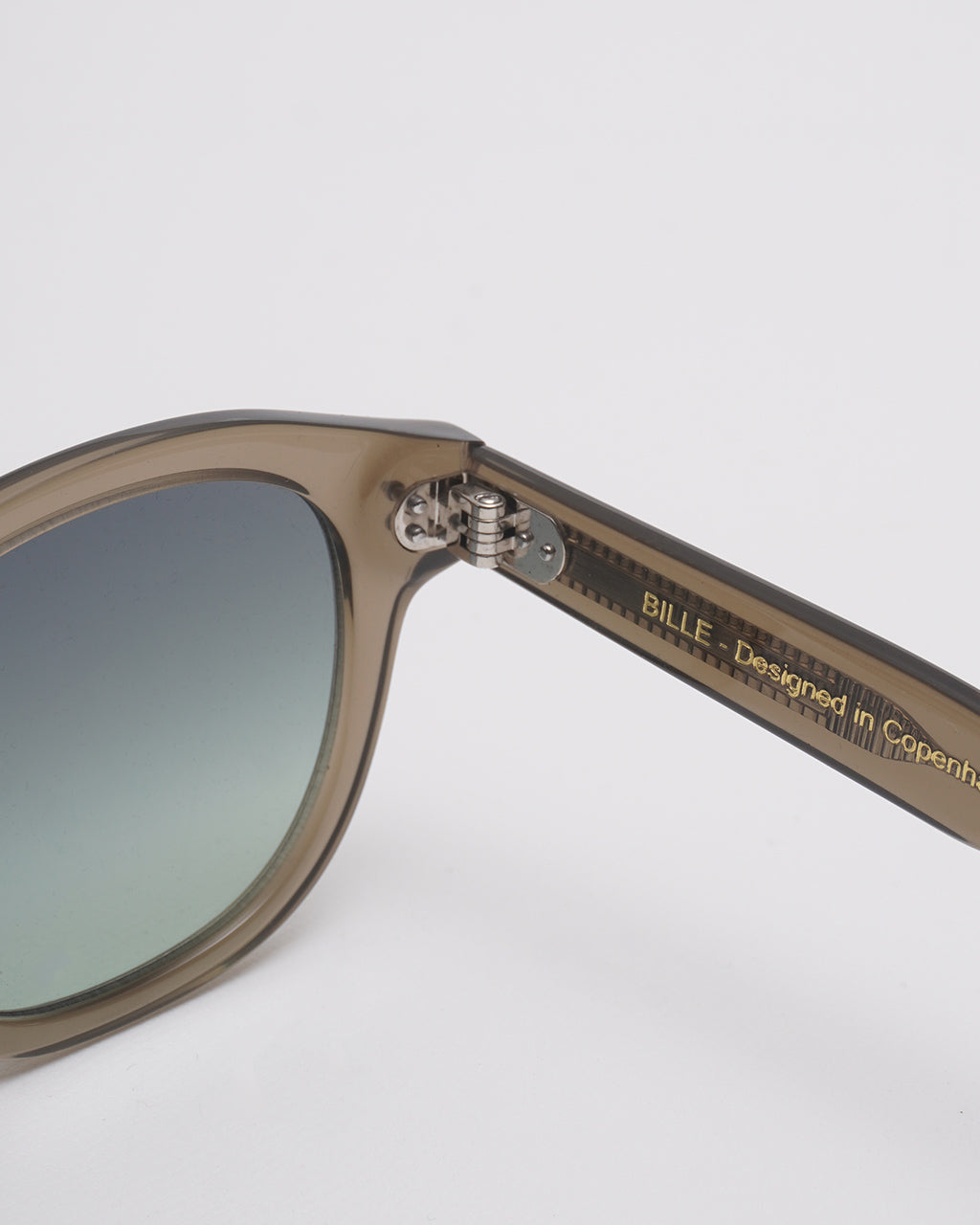 MESSYWEEKEND メッシーウィークエンド BILLE ウェリントン型 カラーレンズ サングラス 眼鏡 BILLE(1012) 【送料無料】