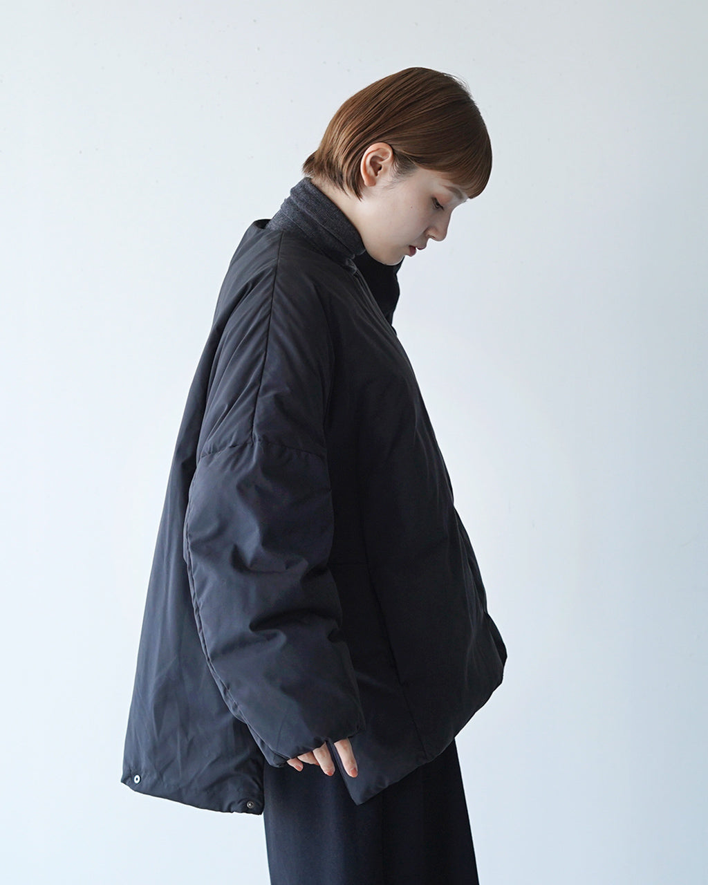 miffew ミフュー ノーカラー オーバー ダウンジャケット OVER DOWN JACKET アウター ワイド スクエアシルエット FEW23WJK5111 1120【送料無料】