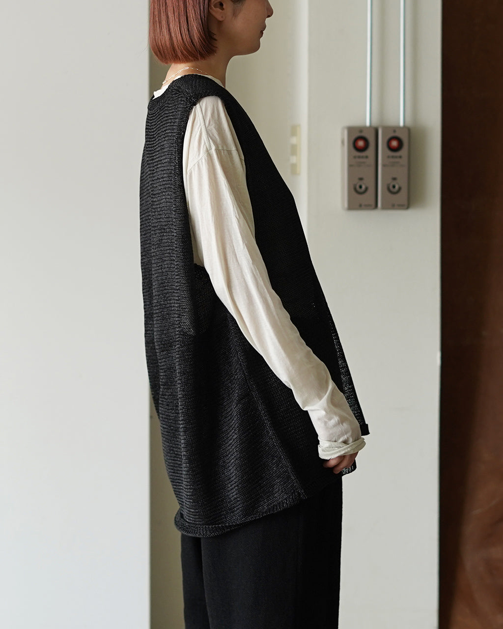 wide V neck vest 1-220062