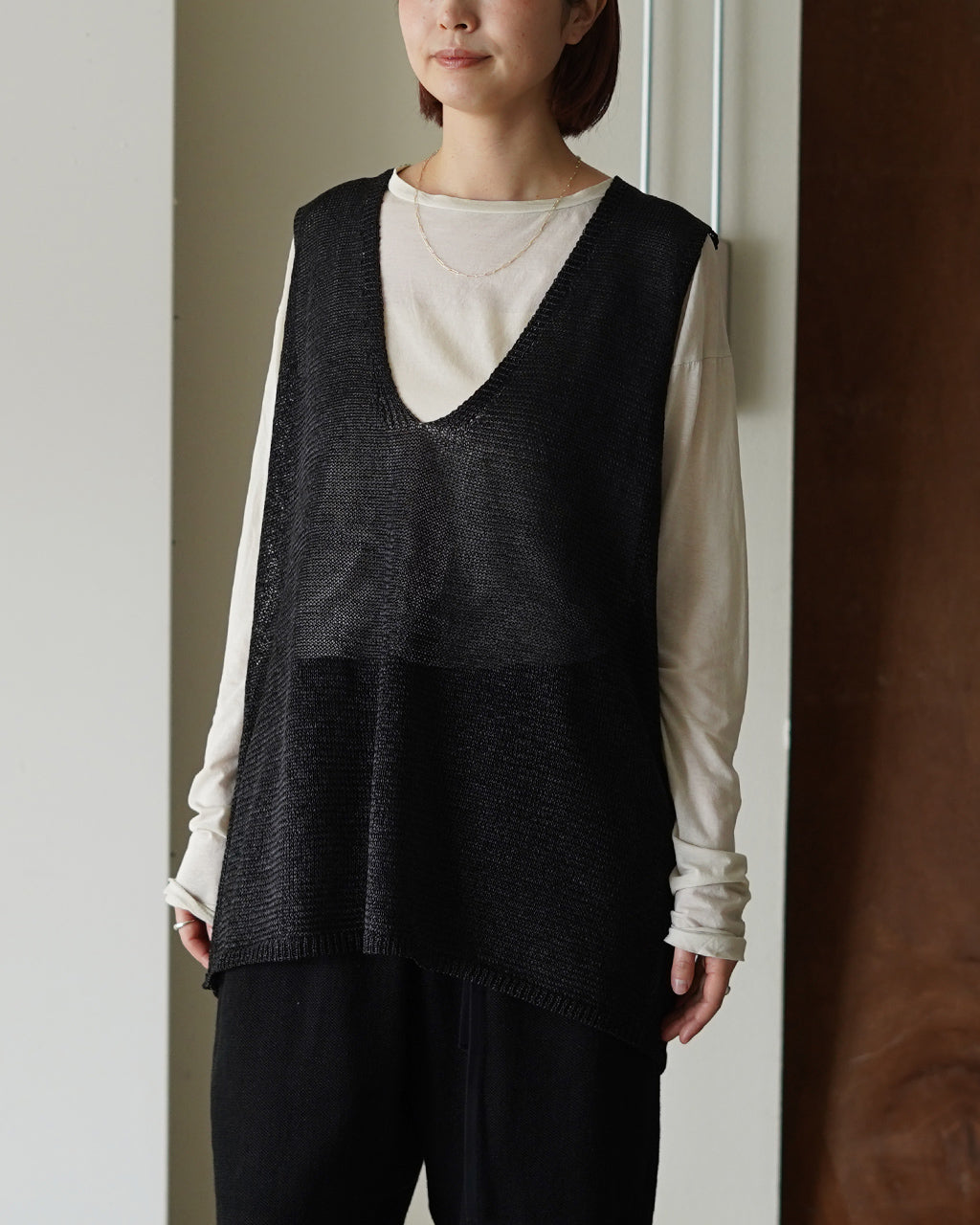 wide V neck vest 1-220062