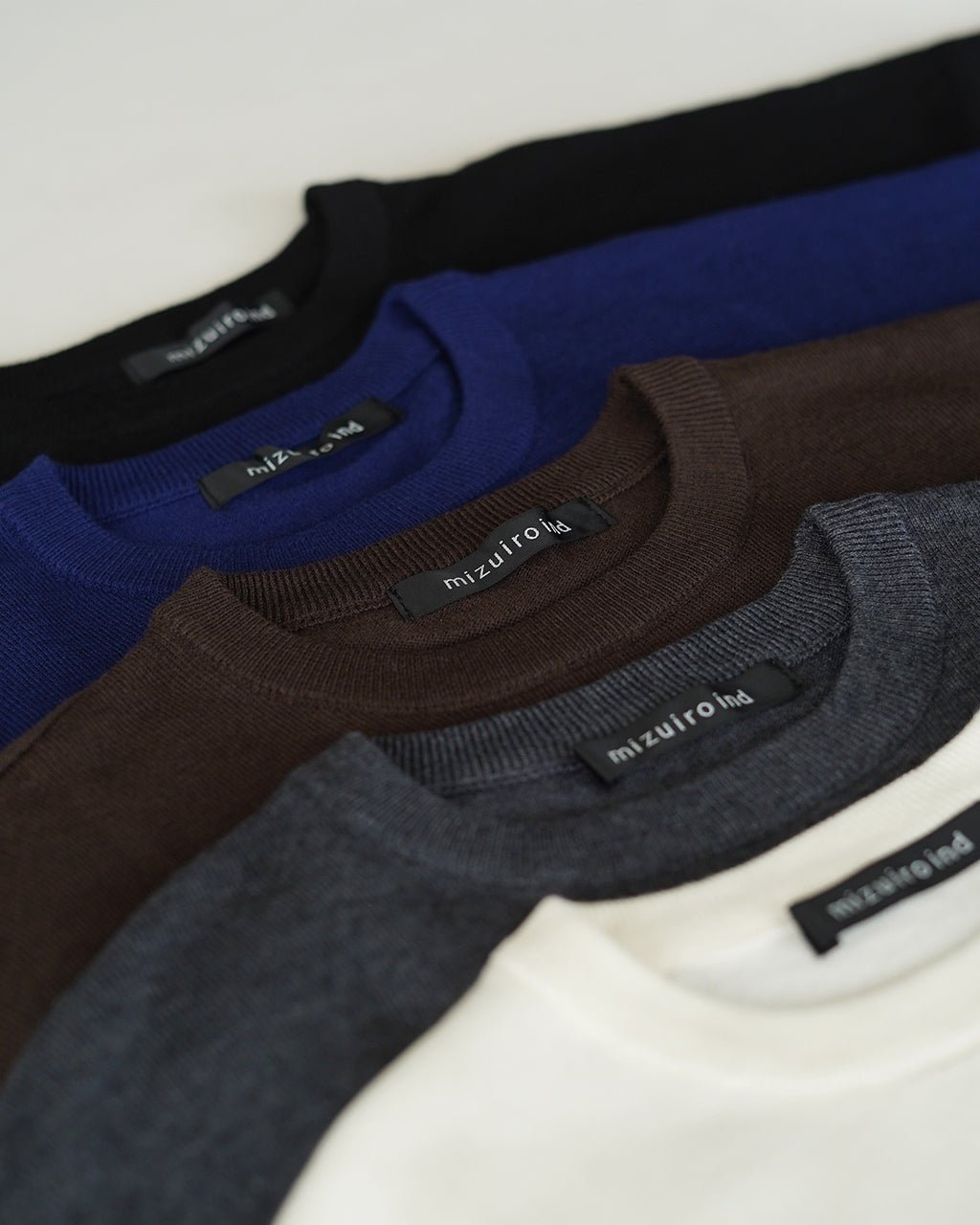 asymmetry crew neck P/O 3-220163