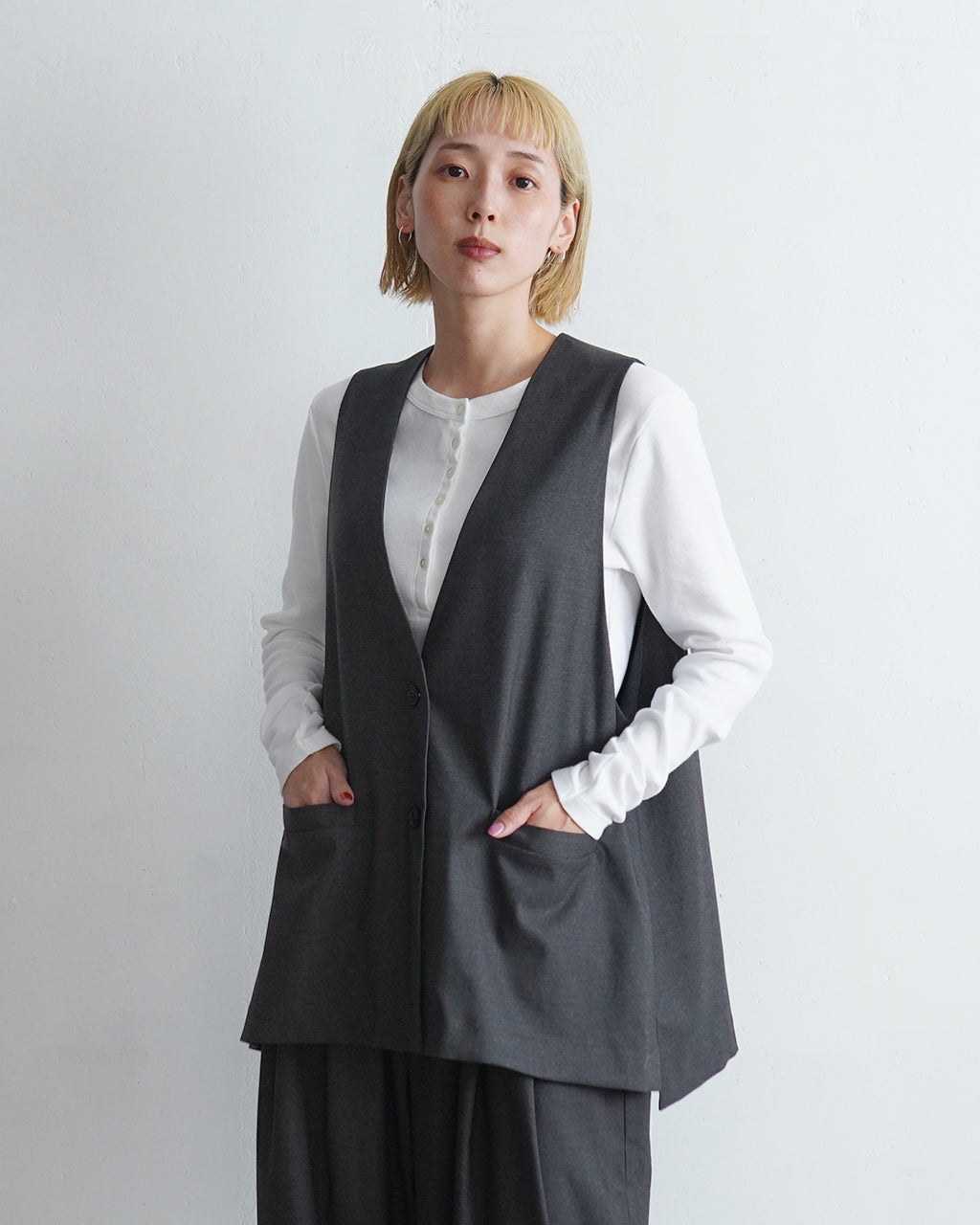 mizuiroind ミズイロインド ディープ Vネック ワイド ベスト deep V neck wide vest 3-230067【送料無料】