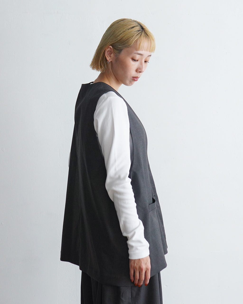 mizuiroind ミズイロインド ディープ Vネック ワイド ベスト deep V neck wide vest 3-230067【送料無料】