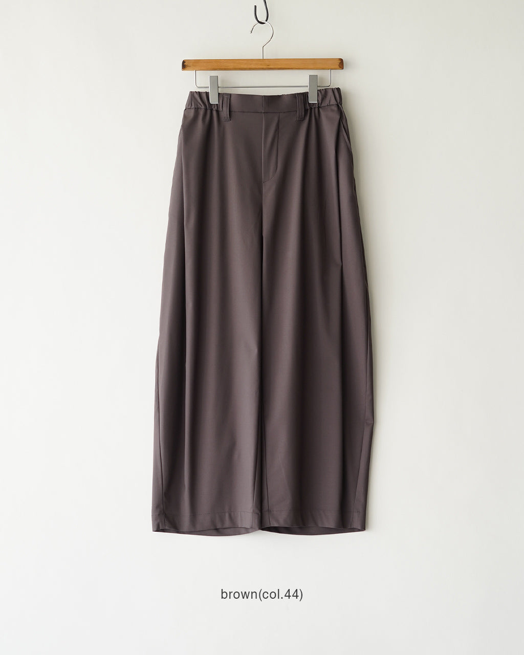 deep tuck PT 3-260105