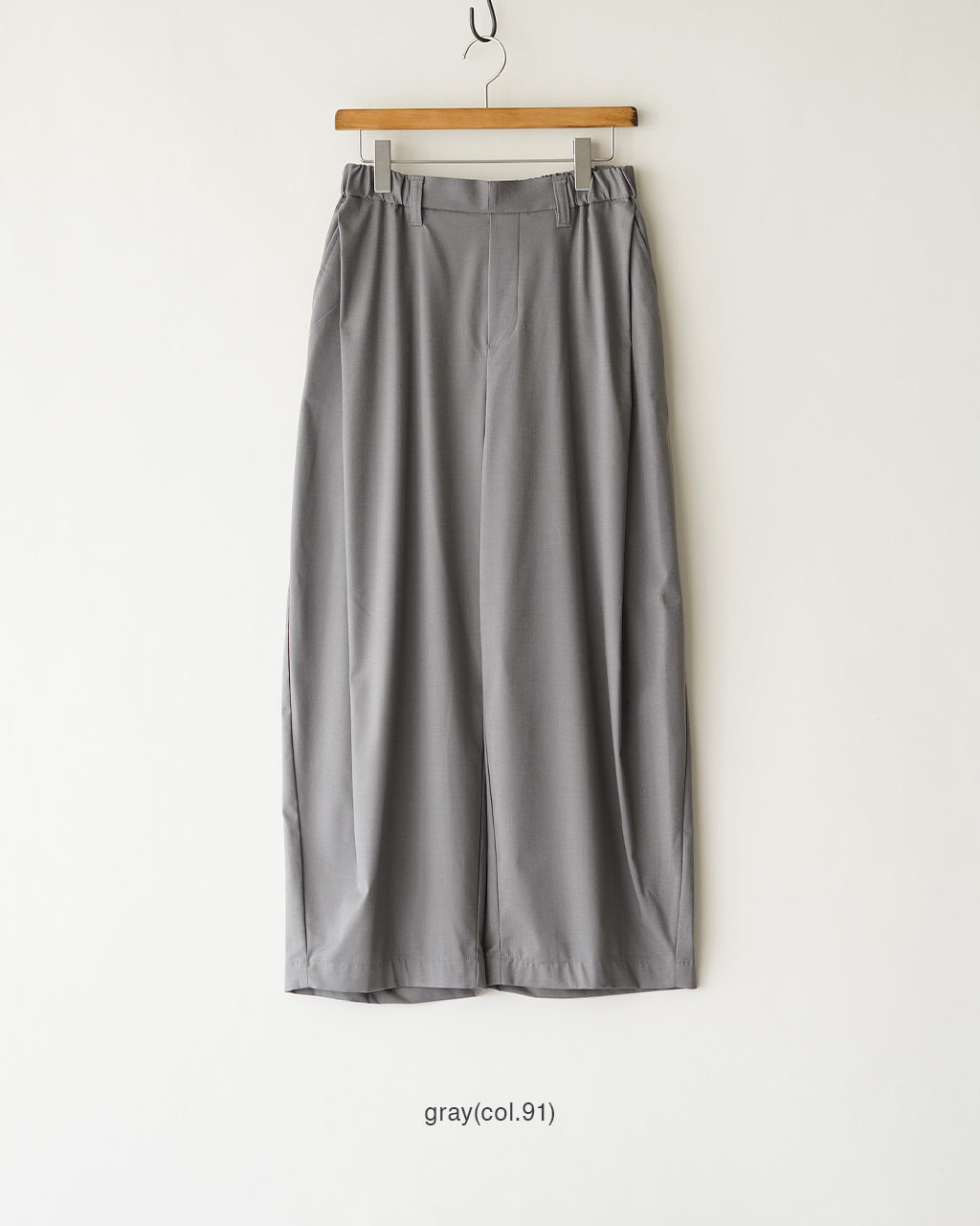 deep tuck PT 3-260105