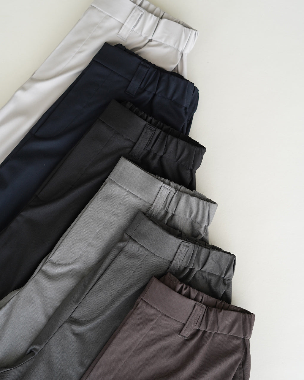 deep tuck PT 3-260105