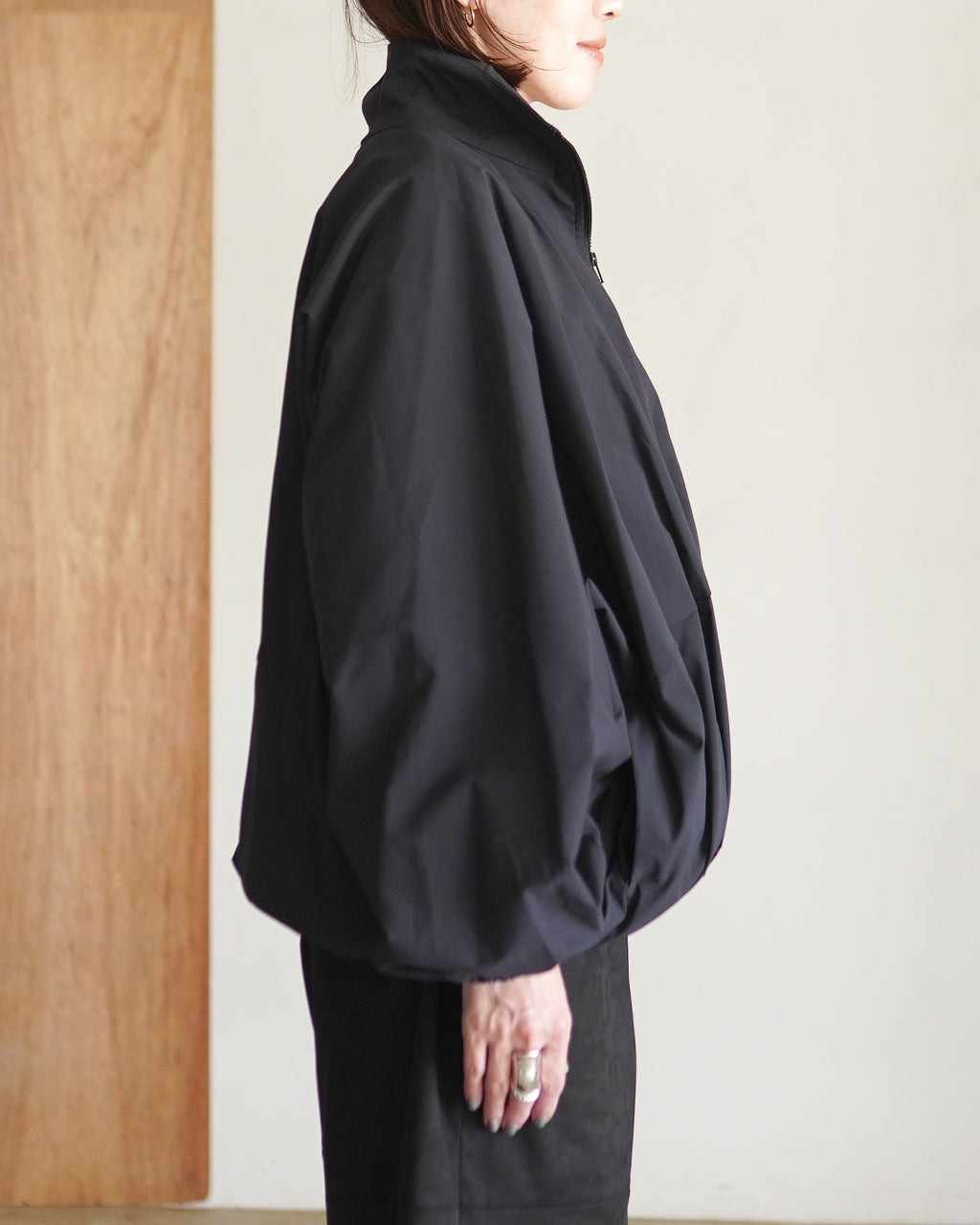 high neck zip blouson 3-270080