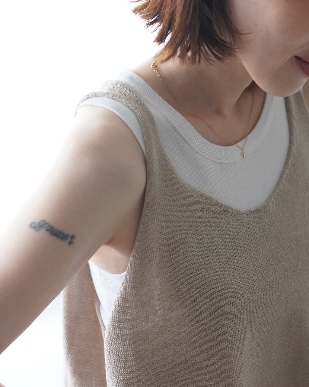 U neck short vest 2-220043