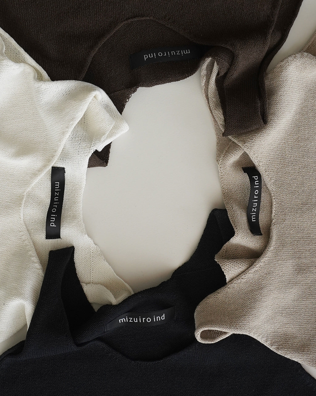 U neck short vest 2-220043