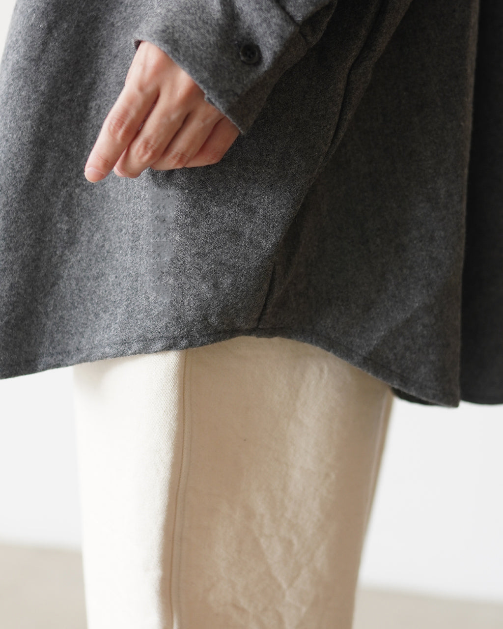 wool wide shirt with pockets 3-230136