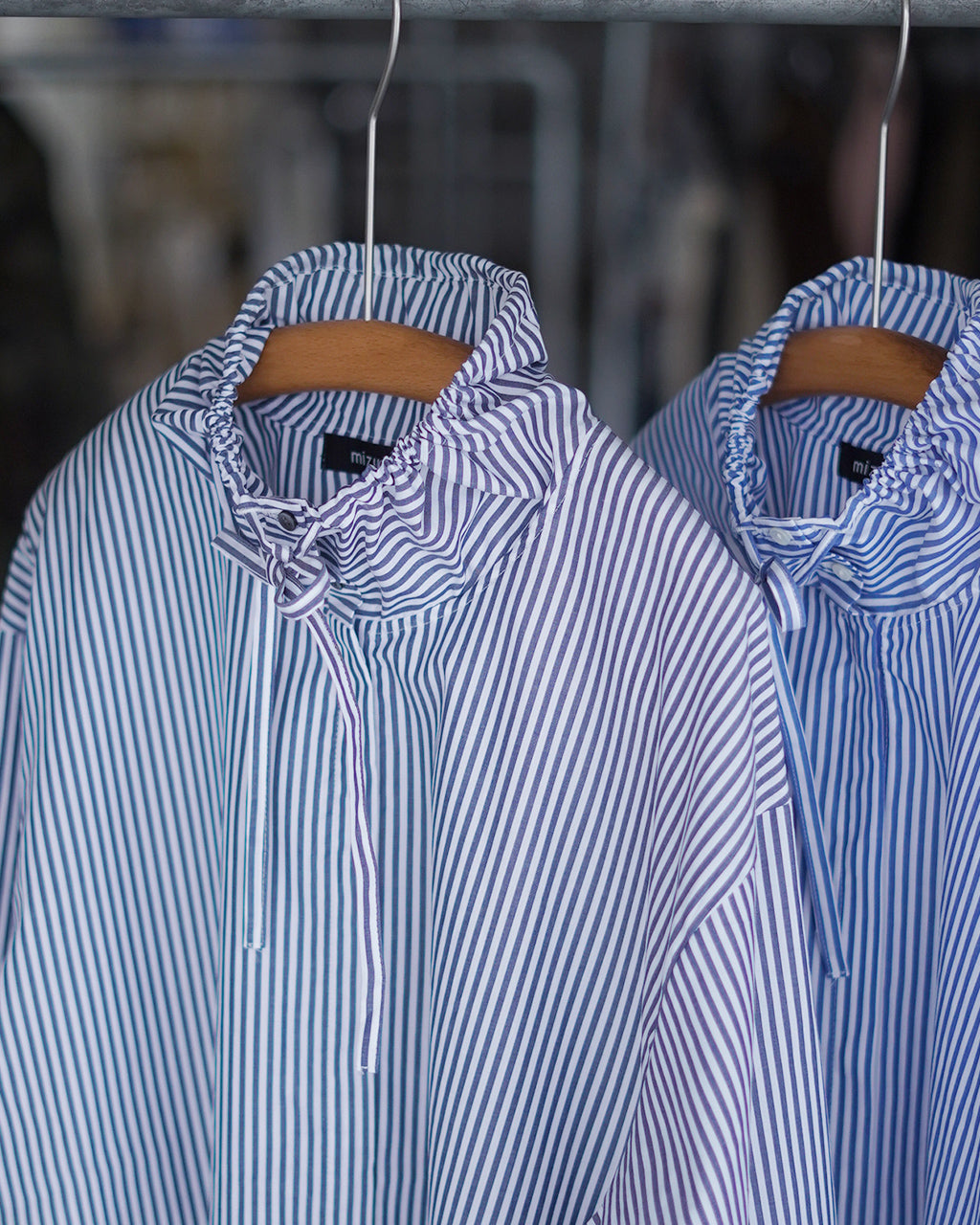 mizuiro ind ミズイロインド stripe gather neck shirt ストライプ