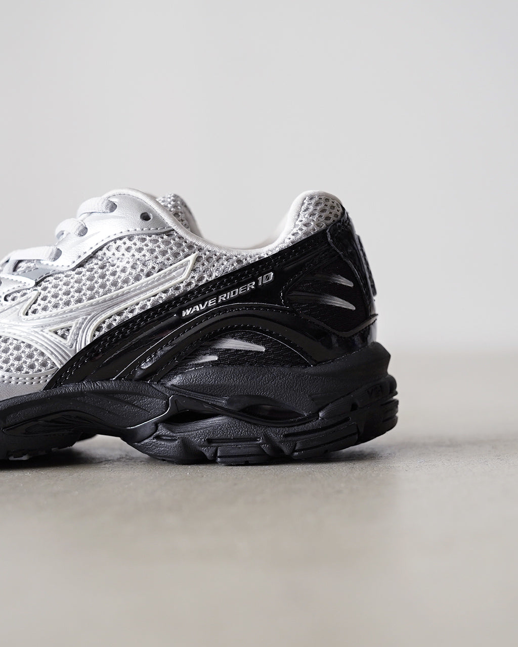 MIZUNO ミズノ WAVE RIDER 10 ウェーブ ライダー 10 靴 スニーカー