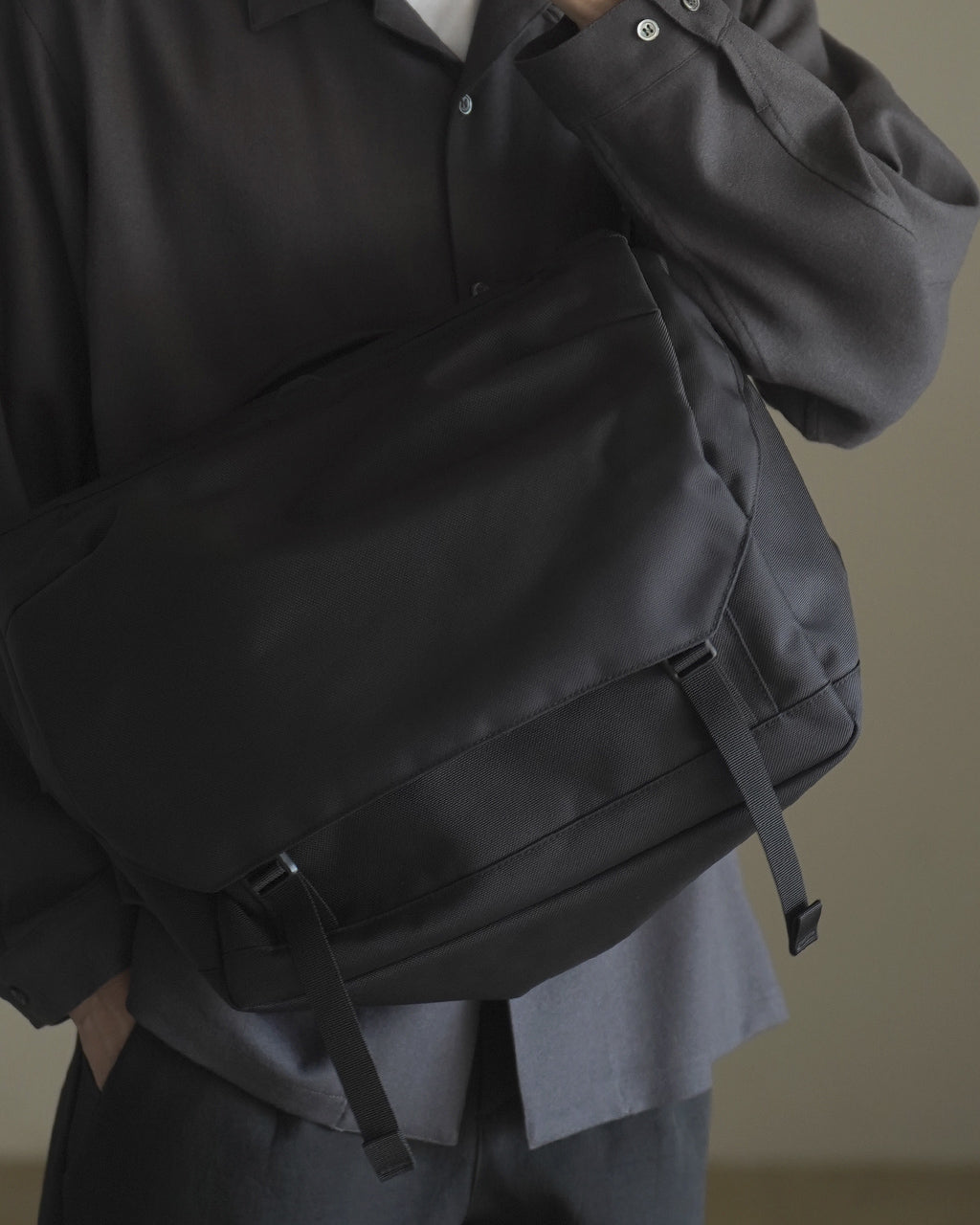 SHOULDER PRO FLAP M BLACK PR-4099