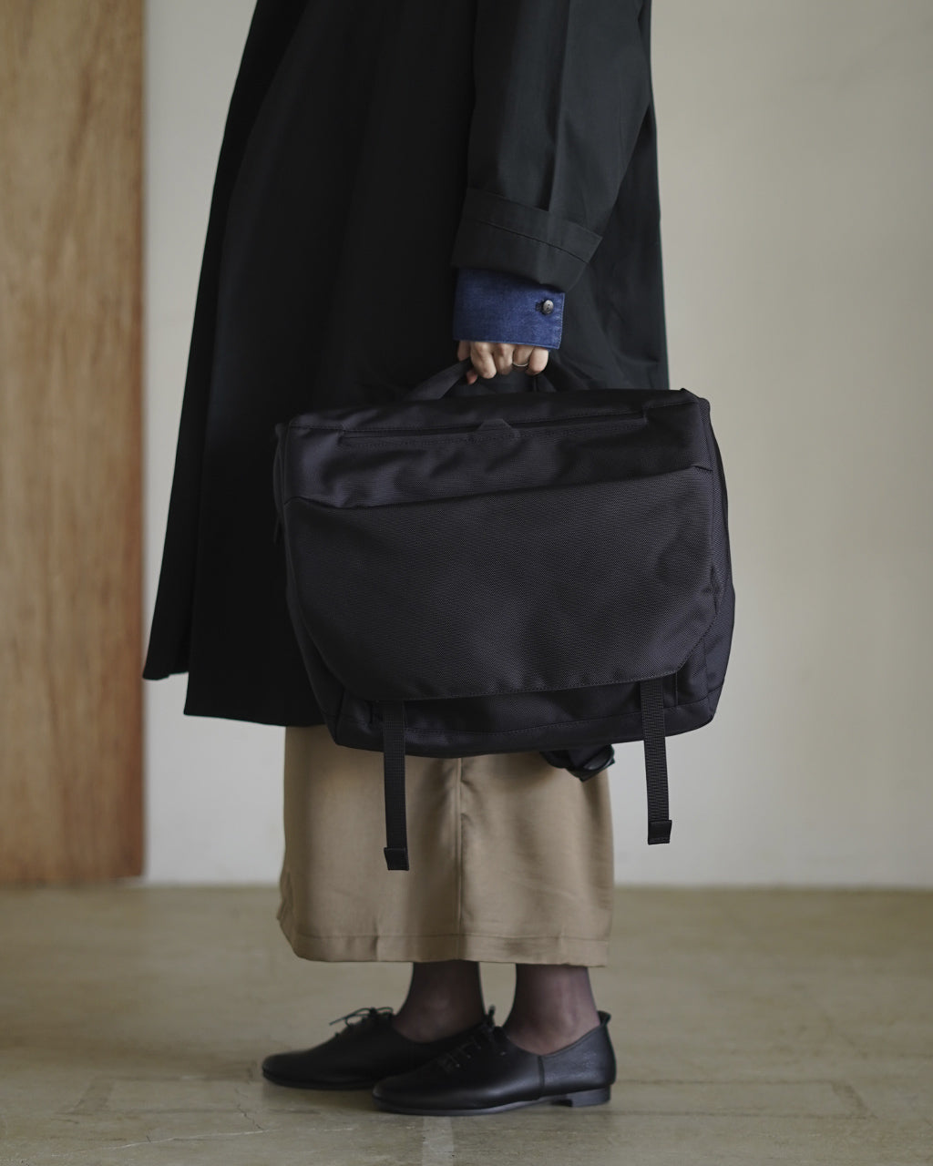 モノリス　ショルダー　プロ　フラップ　黒　Mサイズ MONOLITH モノリス ショルダー プロ フラップ M SHOULDER PRO FLAP M