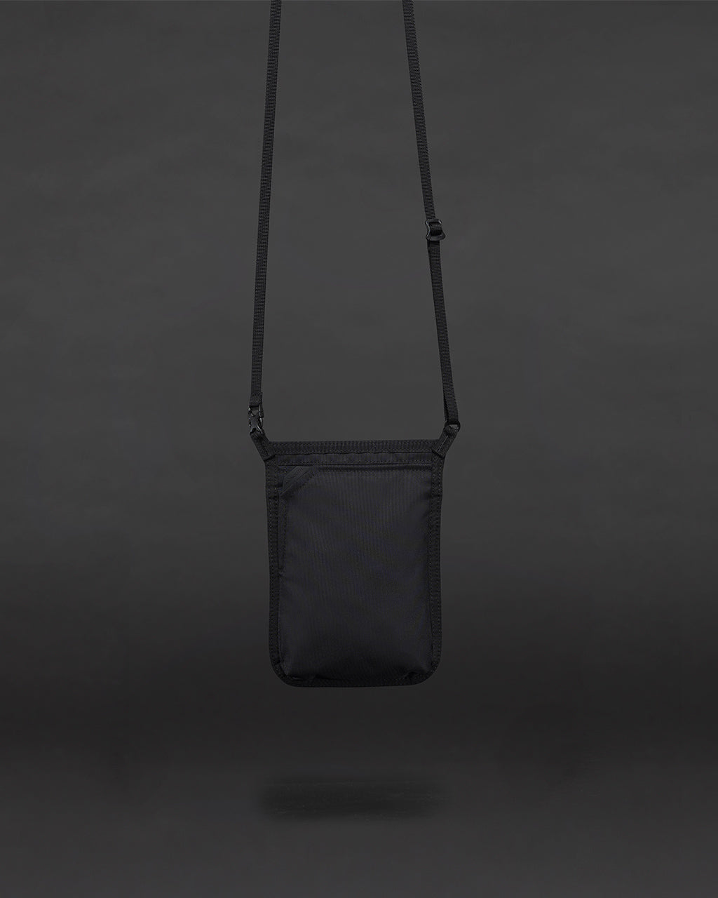 MONOLITH NECK POUCH STANDARD M BLACK SD-9089-010