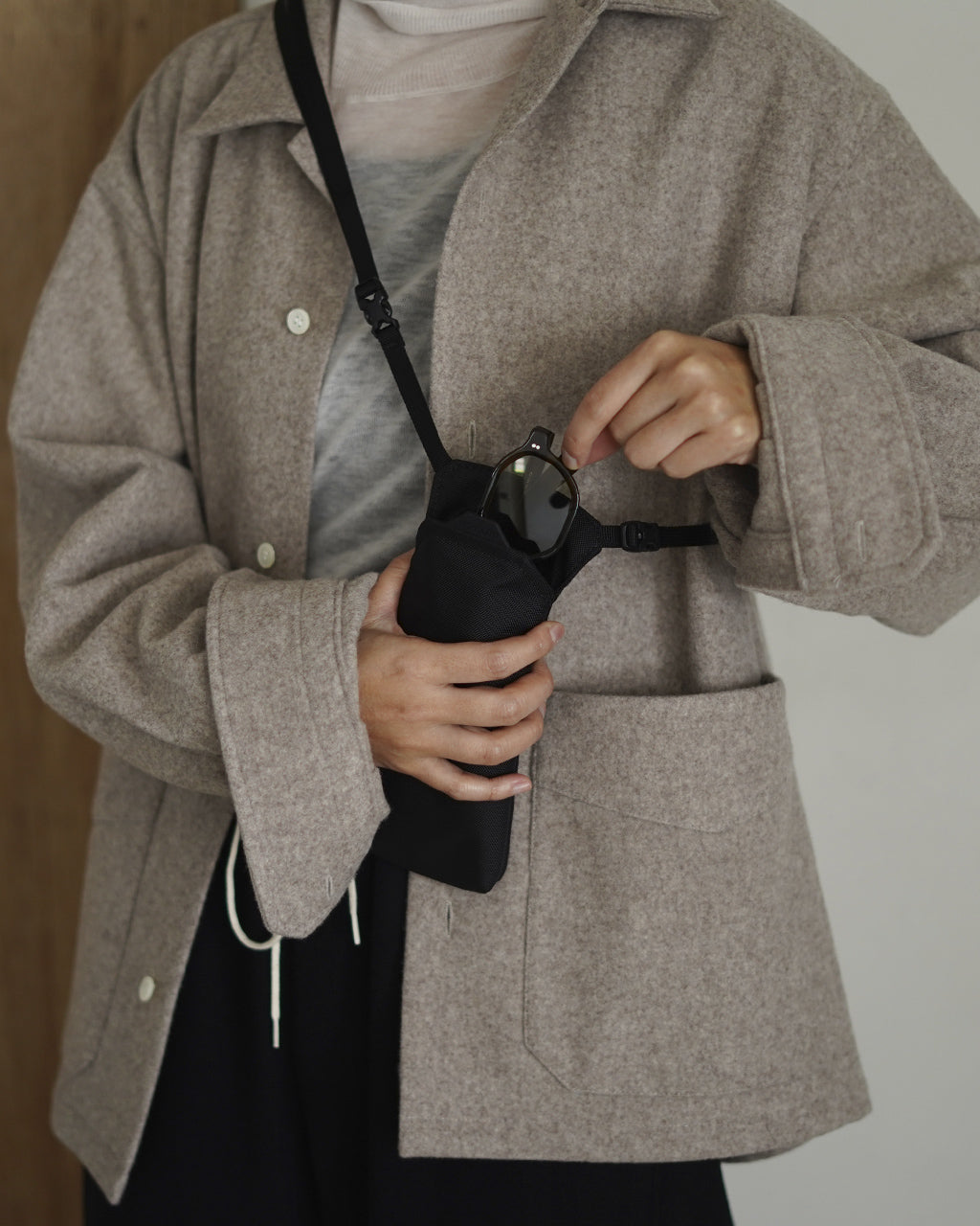 GLASSES POCKET STANDARD BLACK SD-9102-010