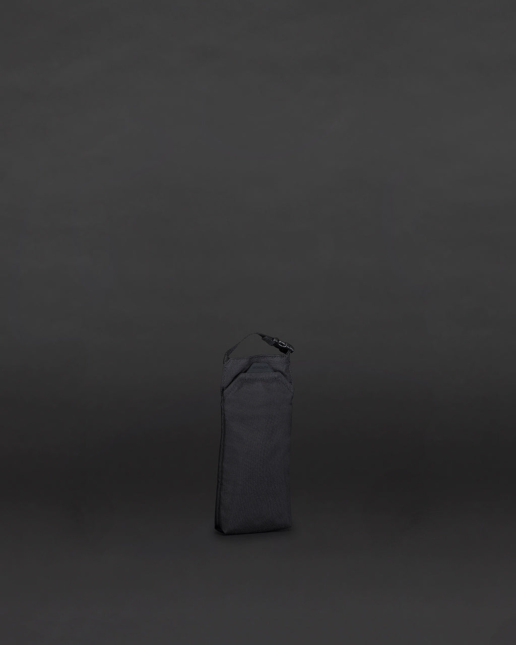 GLASSES POCKET STANDARD BLACK SD-9102-010