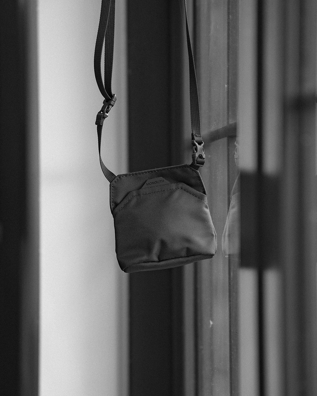 TINY POCKET STANDARD BLACK SD-9104-010