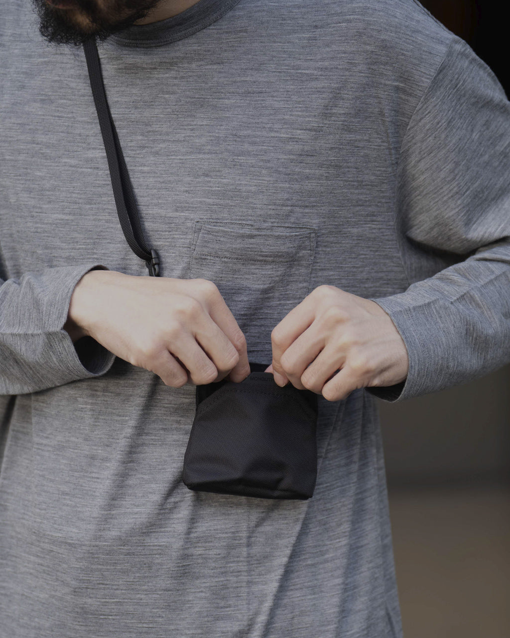 TINY POCKET STANDARD BLACK SD-9104-010