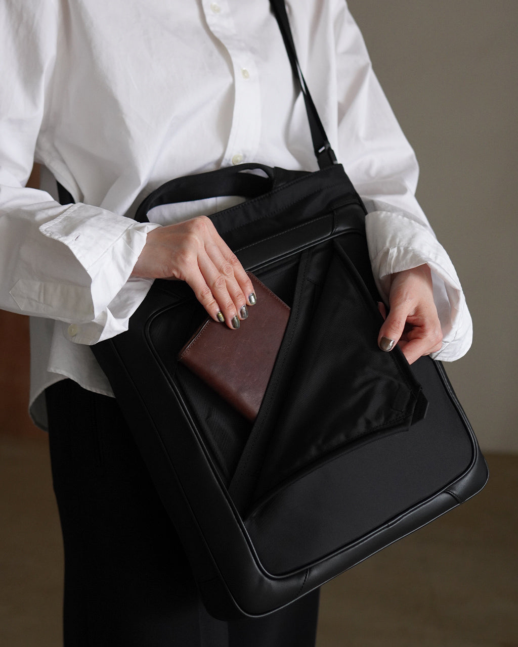 モノリス　TOTE OFFICE M トートバッグ MONOLITH / モノリス | TOTE OFFICE M - Black | 通販 - 正規取扱店