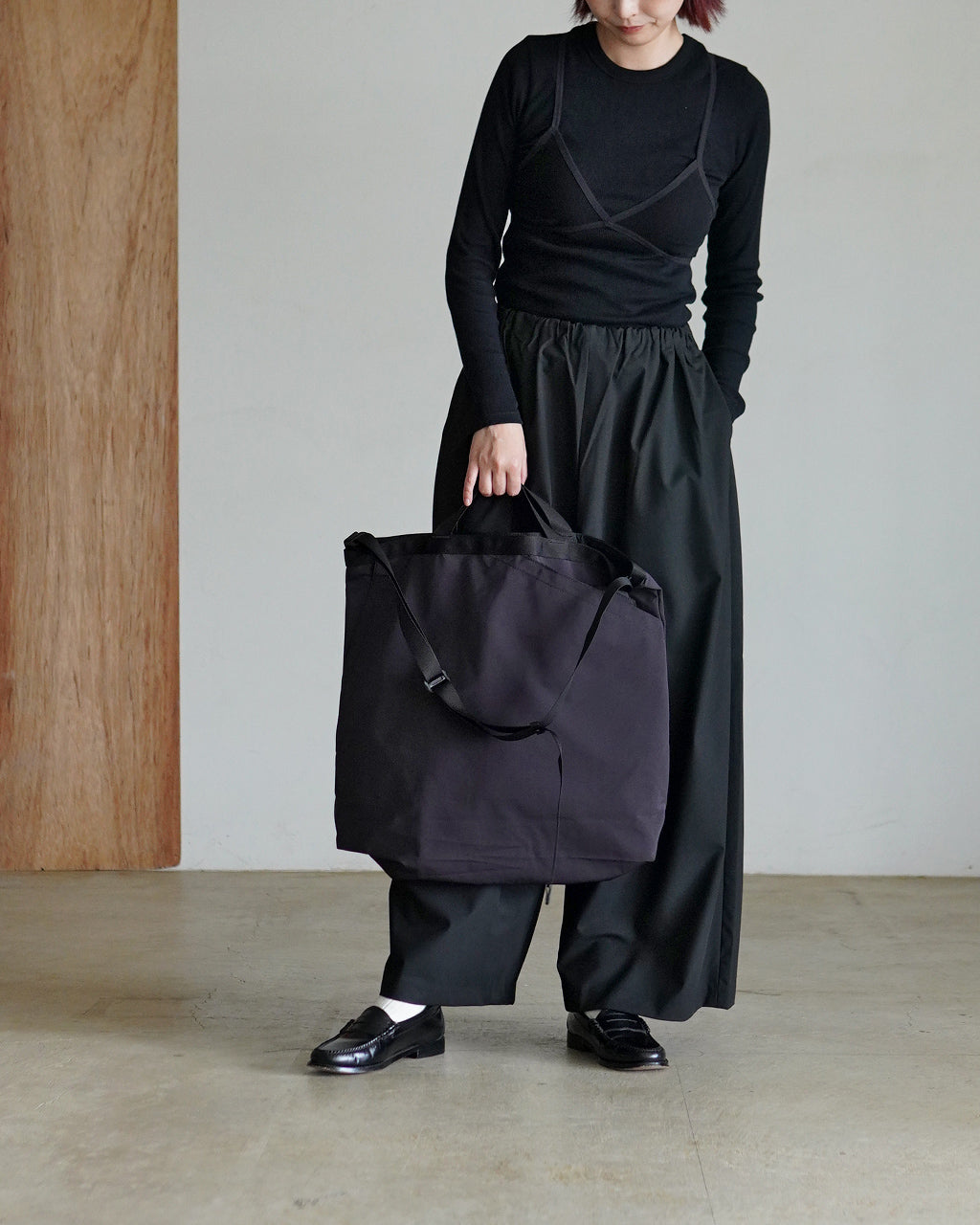 TOTE SHOULDER STANDARD Neutral L SD-3122