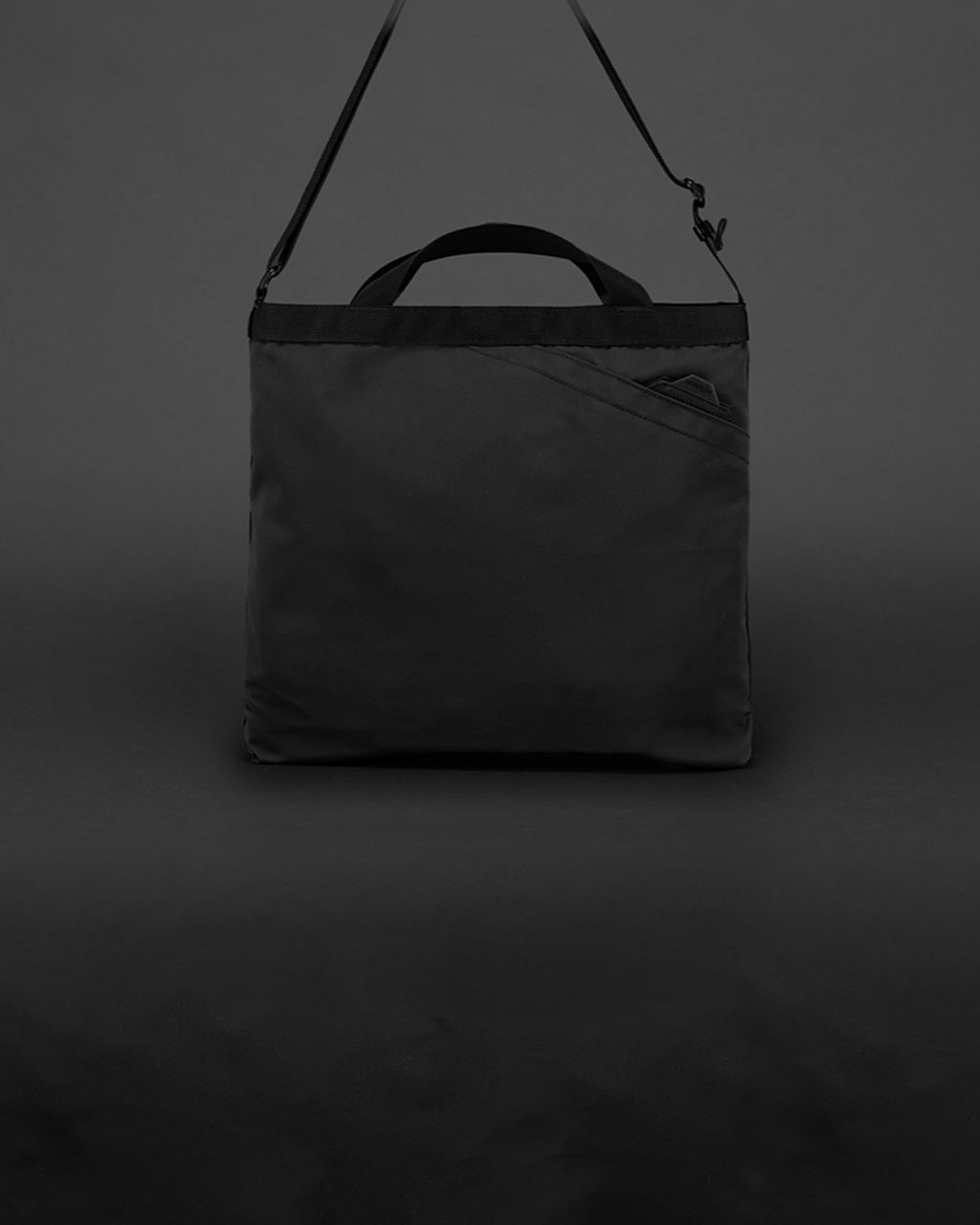 TOTE SHOULDER STANDARD Neutral M SD-3121