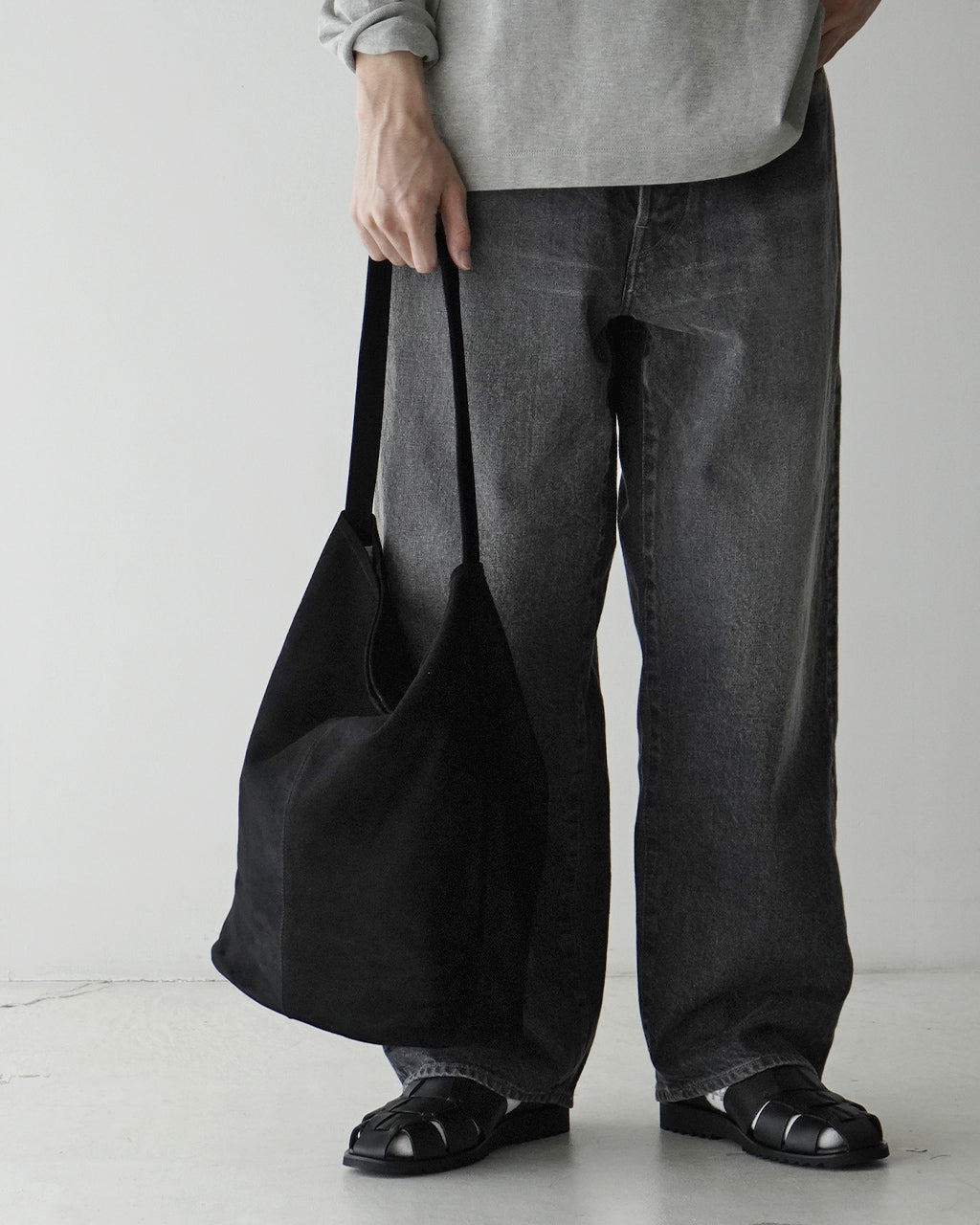Morphee モルフェ CYLINDER シリンダー ラージ トートバッグ ショルダーバッグ オイルスエードブラック（L size）OIL SUEDE BLACK CYL-OBLK-1 【クーポン対象外】【送料無料】正規取扱店