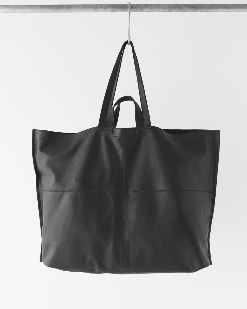Morphee モルフェ 2way MAGNUM TOTEトートバッグ ブラック Morphée - Morphee / モルフェ マグナムトートバッグ 2WAY