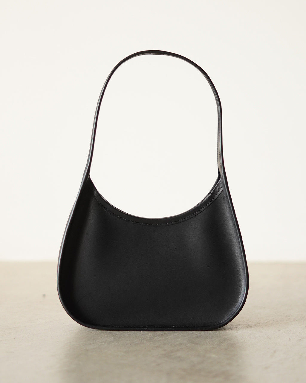 Magnetic Shoulder Bag MSA-OS