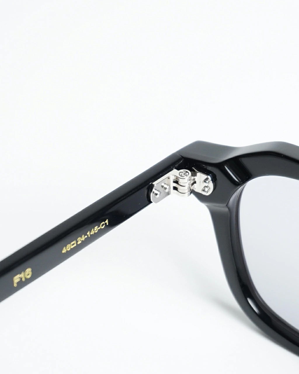 Few サングラス ブラック グレー レンズ　F16 NEW. | 【Few by NEW.】 F16 C-1（Black） レンズカラー：Light