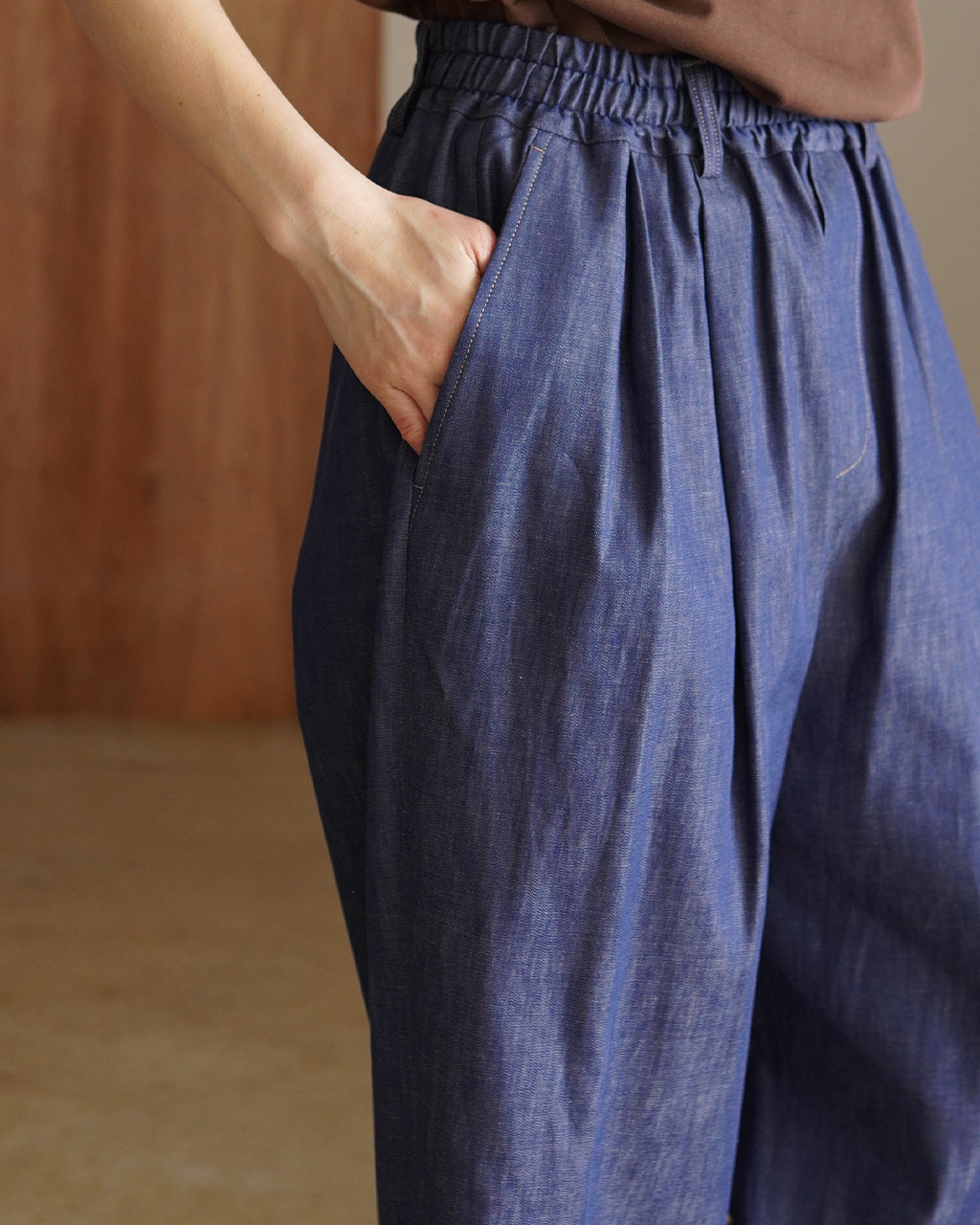 2 TUCK WIDE PANTS DENIM HAKU-DENIM