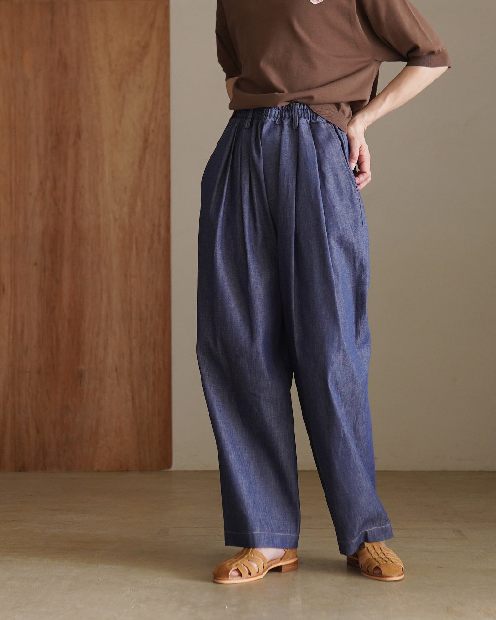 2 TUCK WIDE PANTS DENIM HAKU-DENIM