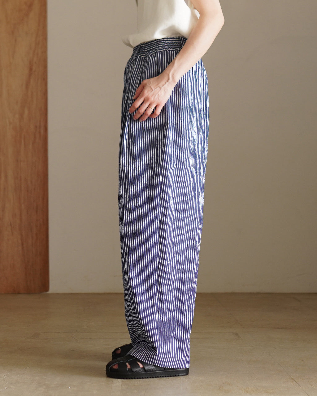 2 TUCK WIDE PANTS STRIPE HAKU-CC
