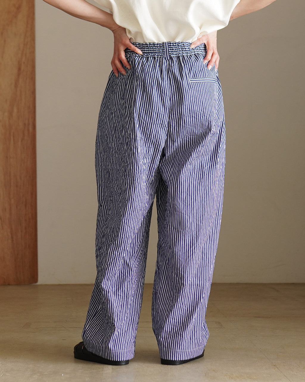 2 TUCK WIDE PANTS STRIPE HAKU-CC