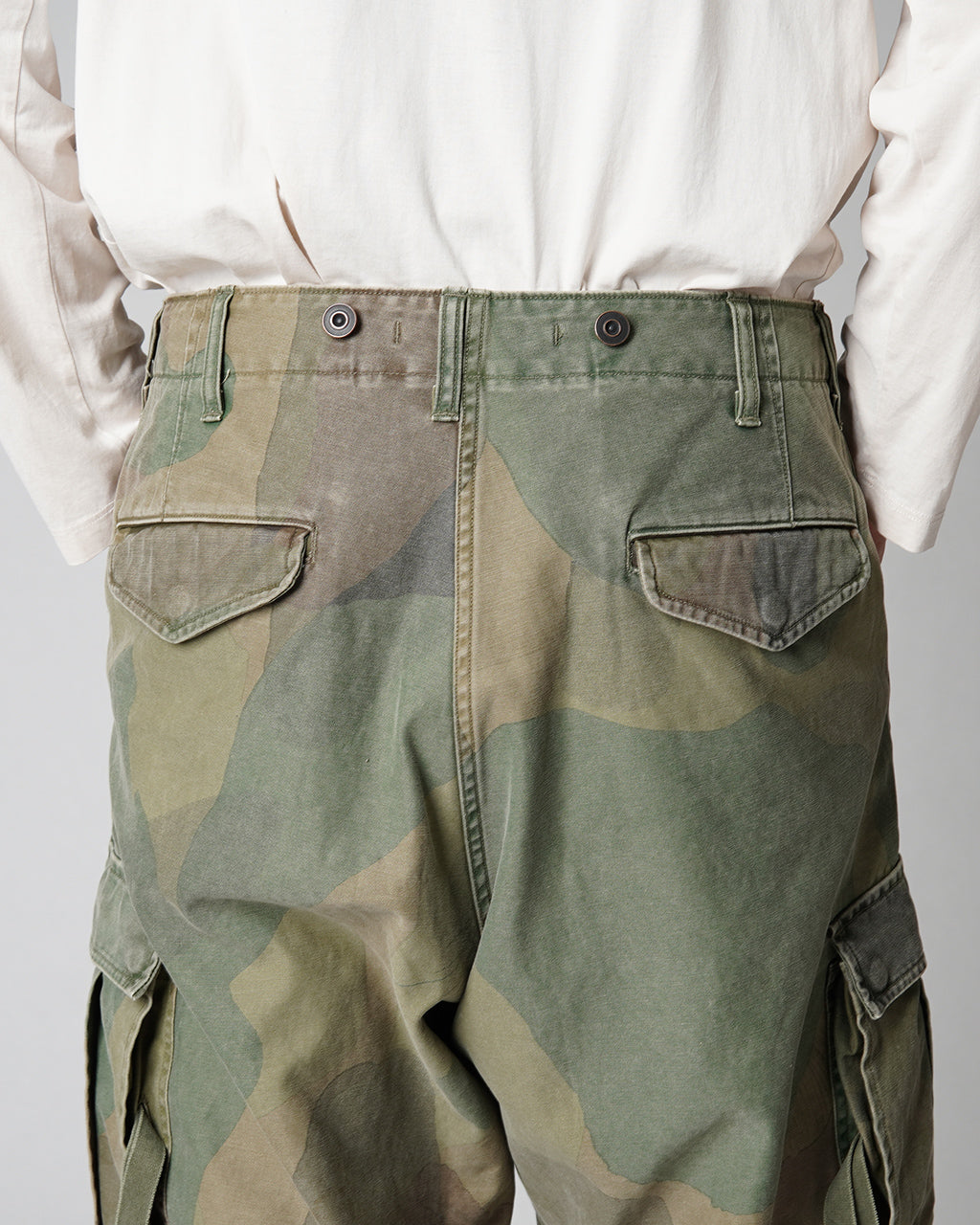 Nigel Cabourn ナイジェル・ケーボン アーミー カーゴ パンツ フェード カモフラージュ ARMY CARGO PANT FADE CAMO ボトムス 80490050013【送料無料】