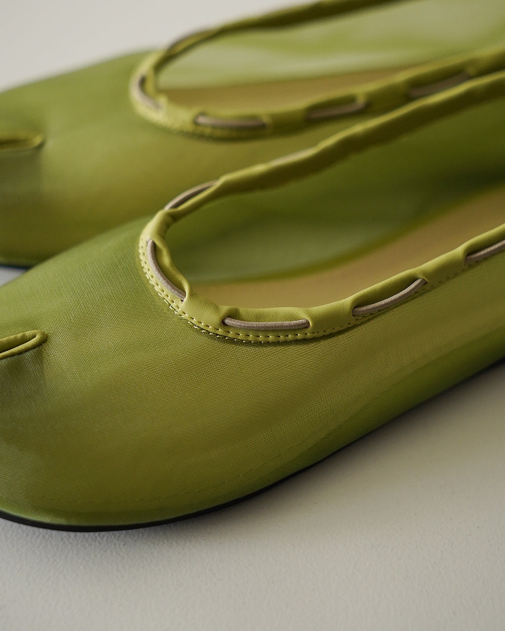 PAES ペイズ Mesh Air String Flat メッシュ エア ストリング フラットシューズ パンプス | Crouka(クローカ)