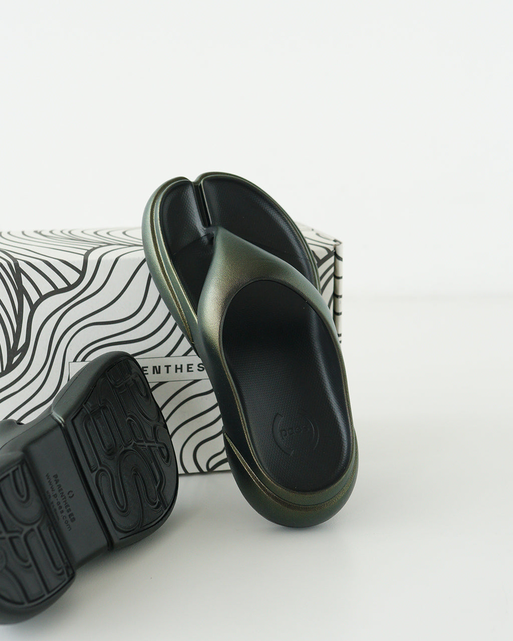 Paes ペイズ 04 ニューフリップフロップ コーティングライン 04-New Flip Flop Coating Line リカバリーサンダル トングサンダル FLIPFLOP 02【クーポン対象外】【送料無料】