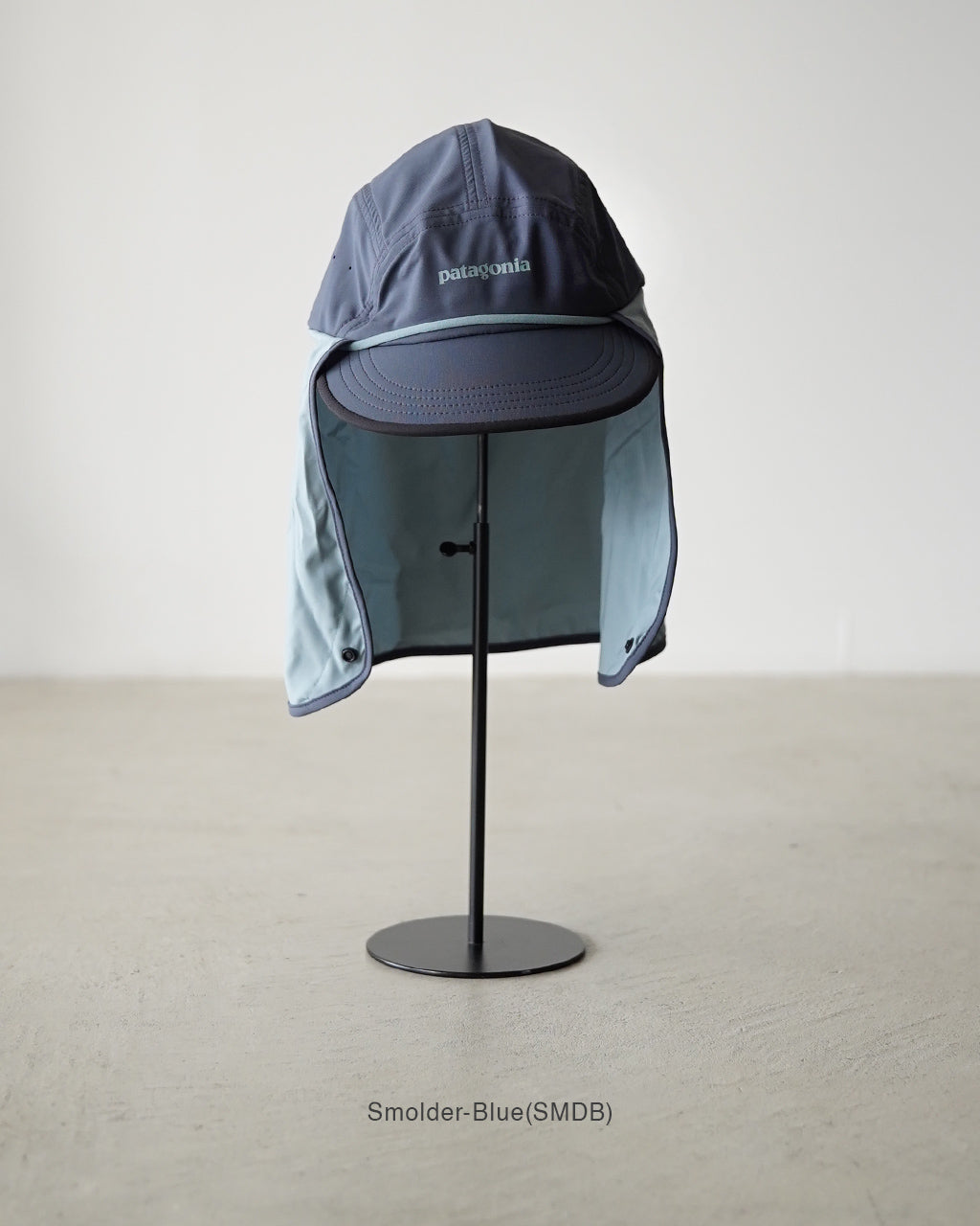 Caped Merganzer Hat 33570