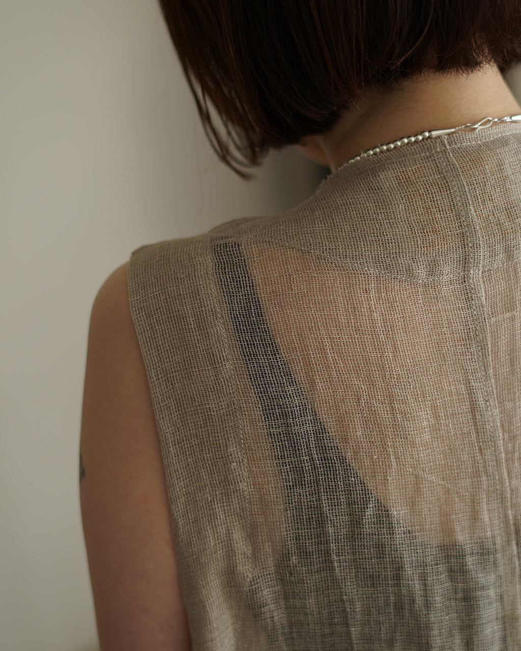 Karami weave vest PO1S006