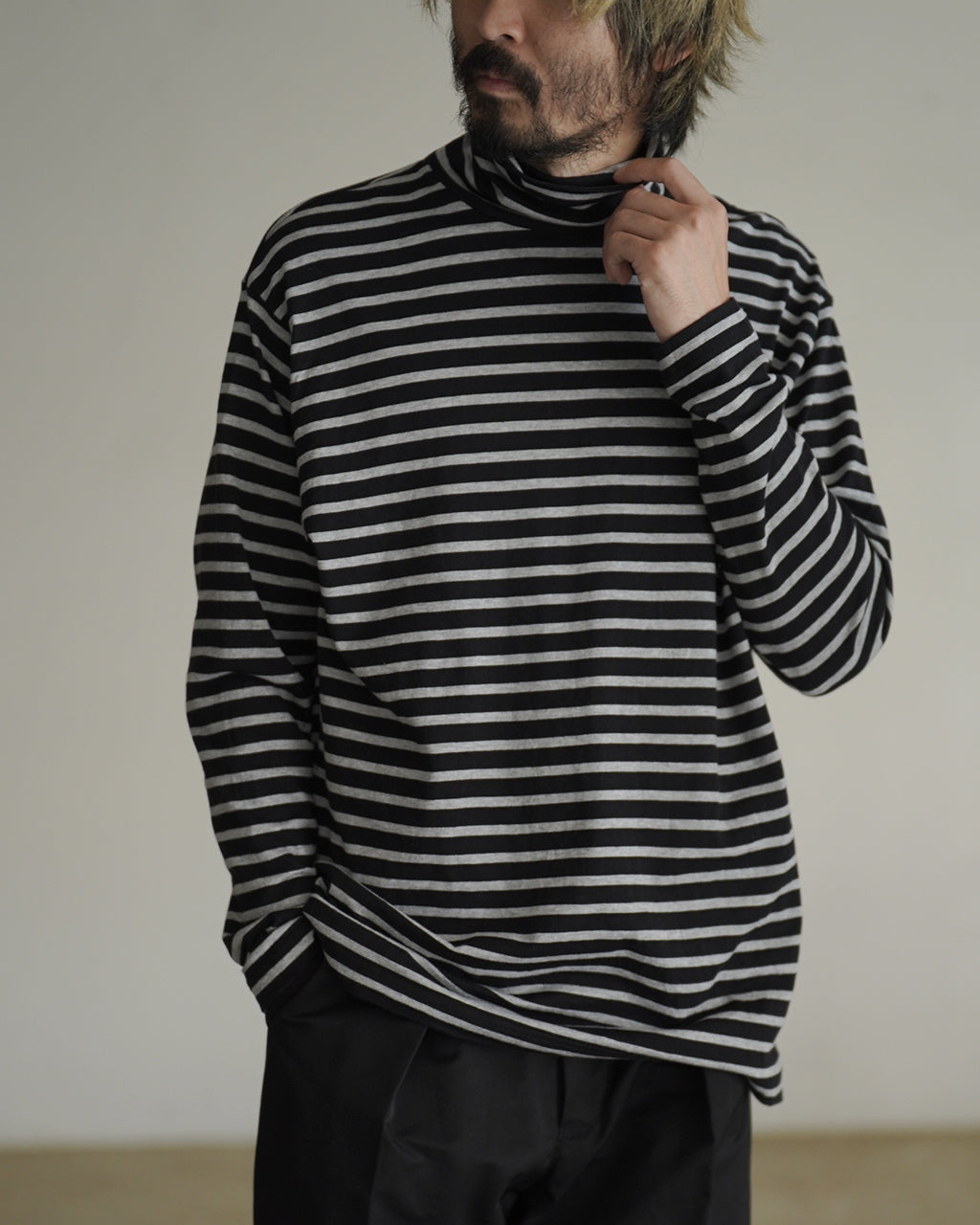 H W BEATNIK BORDER TURTLENECK BFA-P-006-4280