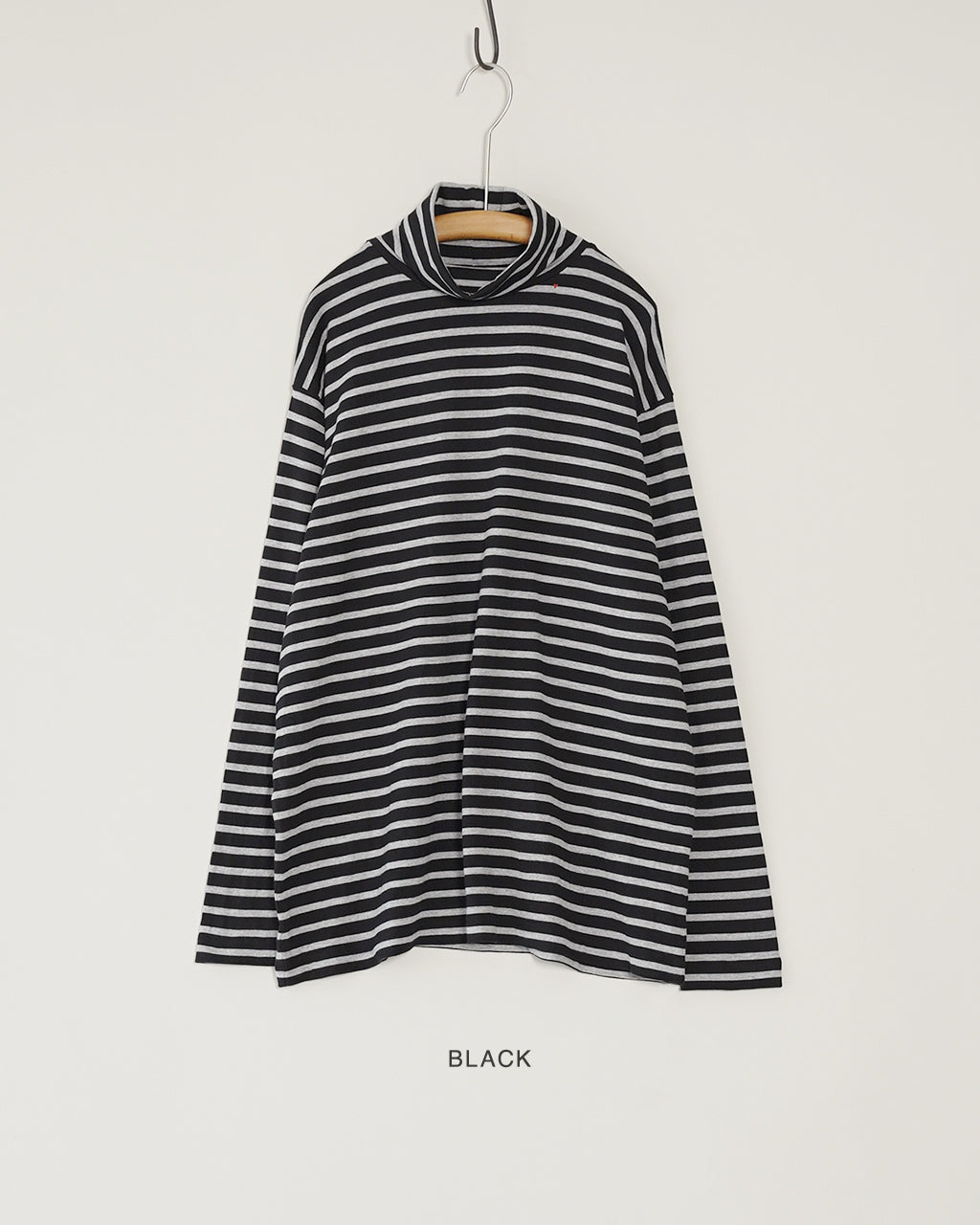 H W BEATNIK BORDER TURTLENECK BFA-P-006-4280