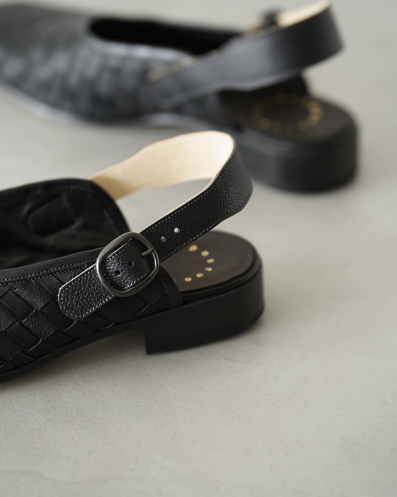 Post Production FACE Sandals レザーサンダル 鹿革｜Crouka(クローカ)